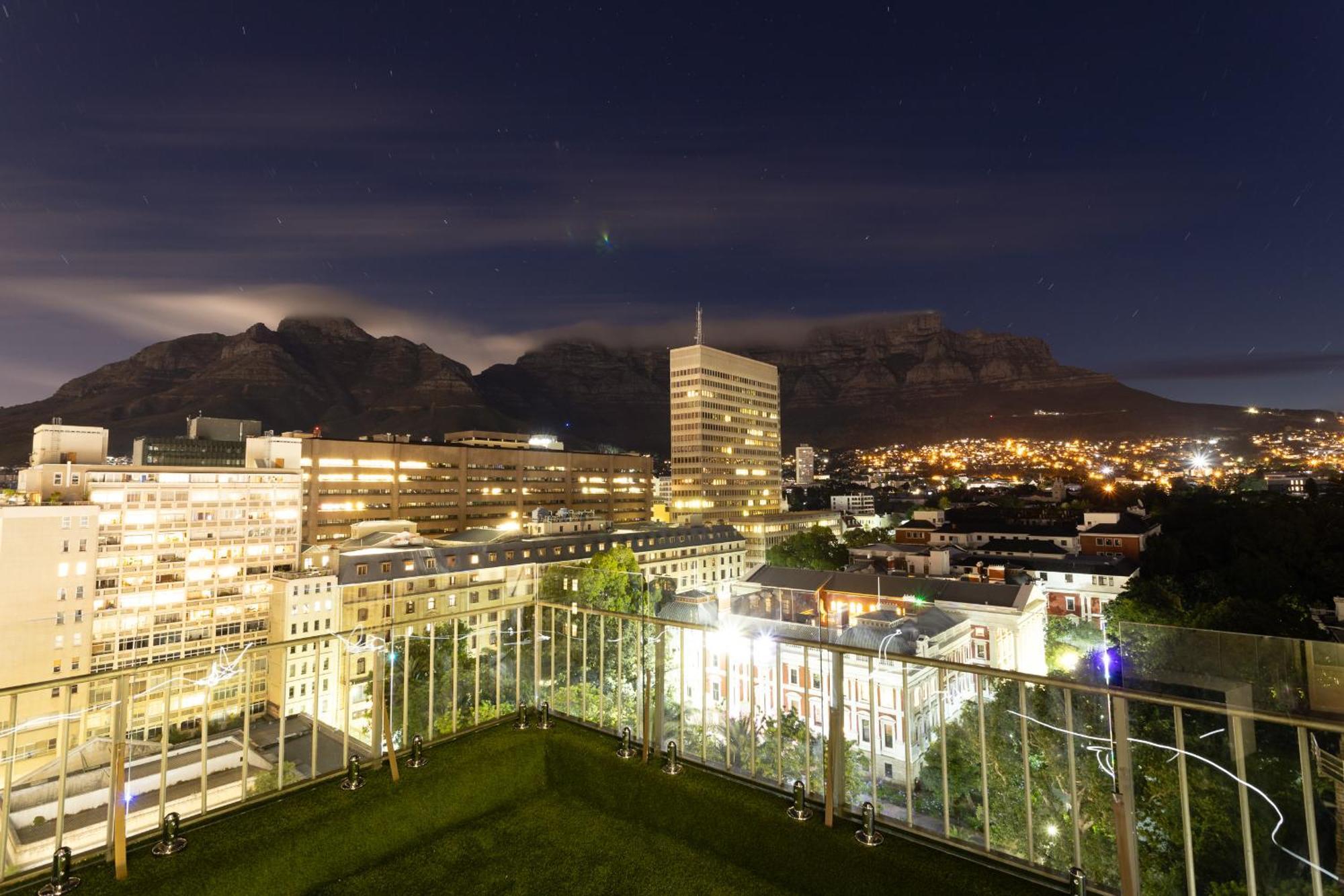 Habitat Aparthotel By Totalstay Cape Town Exterior photo