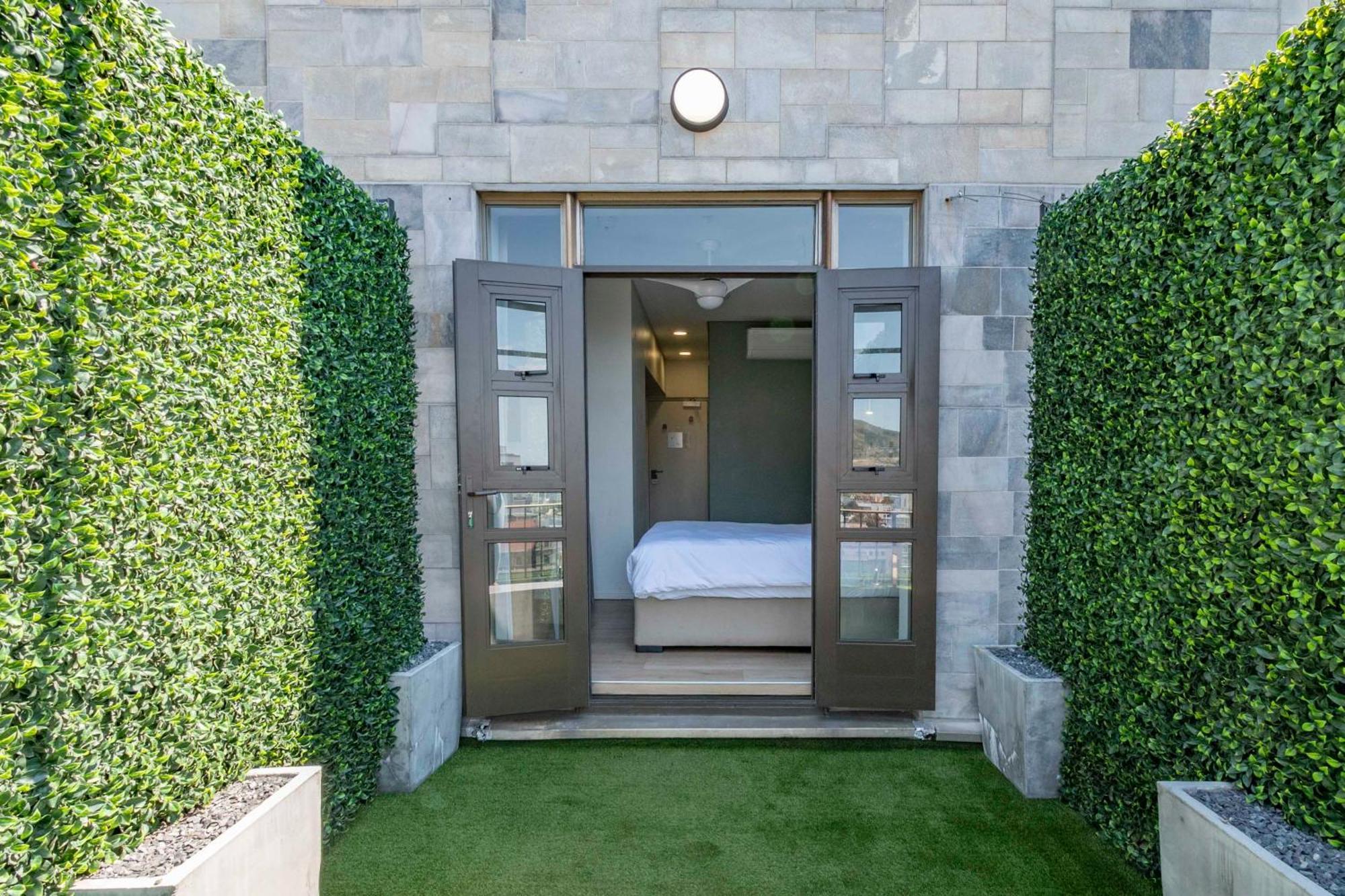 Habitat Aparthotel By Totalstay Cape Town Exterior photo