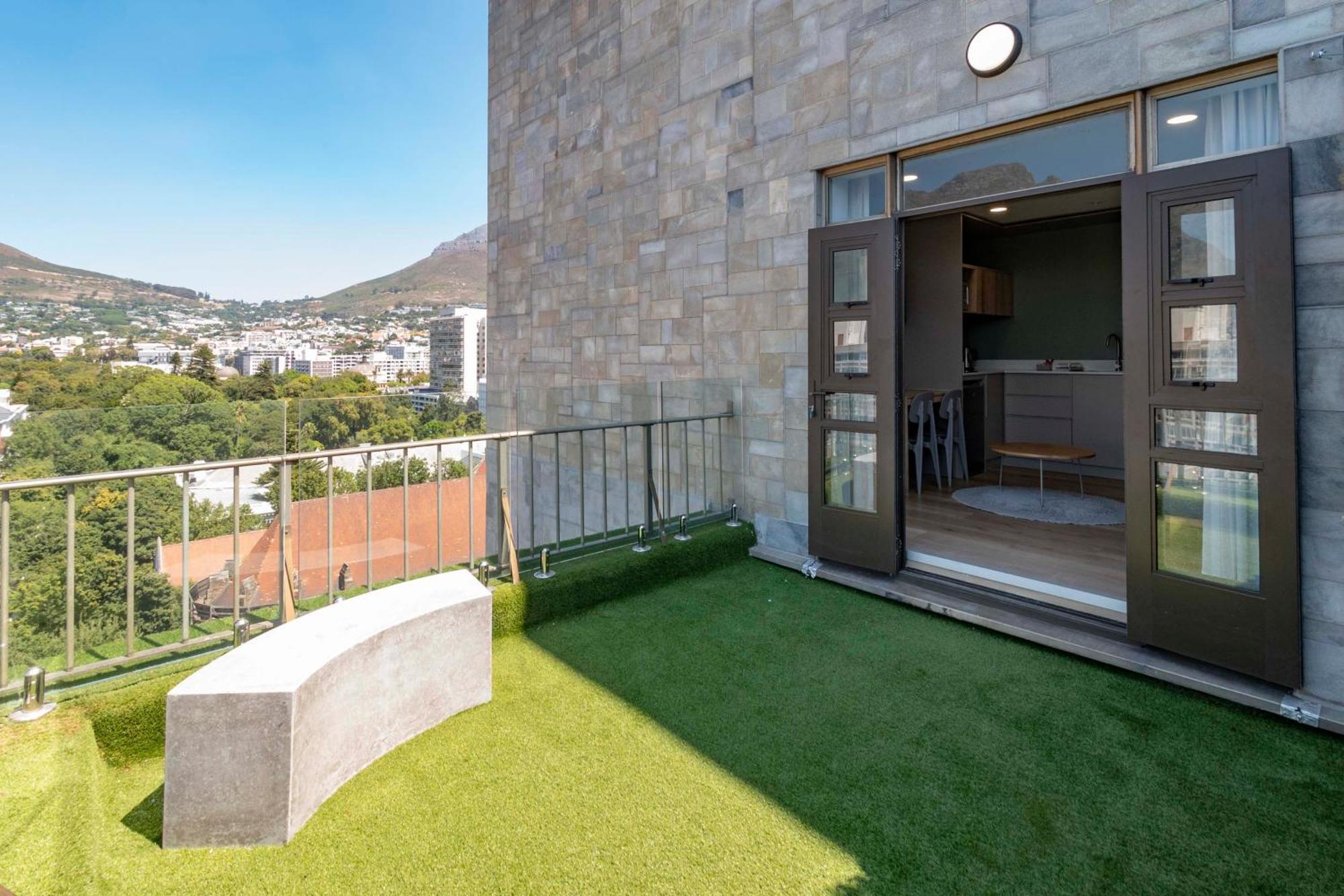 Habitat Aparthotel By Totalstay Cape Town Exterior photo